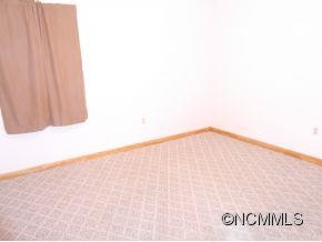 1387 Brown Ave - Photo 9