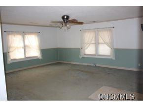 165 Harrison St. - Photo 4
