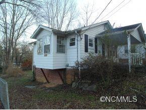 840 Temon Street - Photo 2
