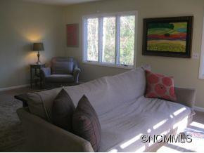 1436 Campbell Drive - Photo 4