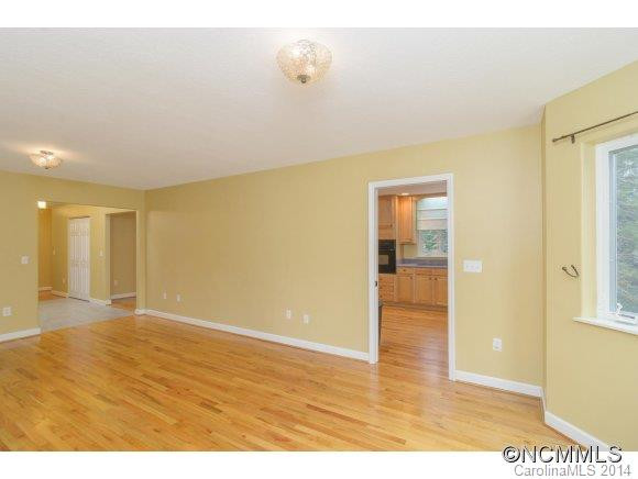 511 Tenth Street - Photo 5