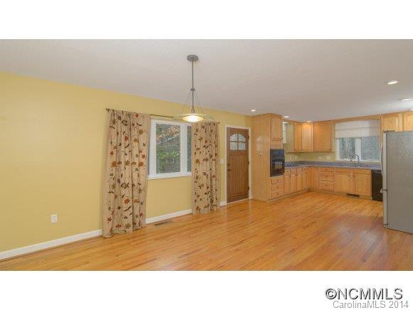 511 Tenth Street - Photo 8