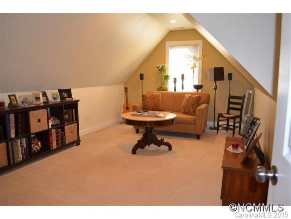 27 Graylyn Drive - Photo 16