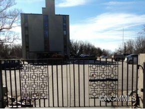 647 TOWN MOUNTAIN ROAD #503 - Photo 3