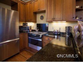 9 MEADOWVIEW RD - Photo 11