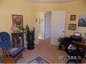 1004 Thorncrest Drive - Photo 14