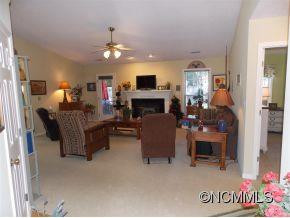 1004 Thorncrest Drive - Photo 3