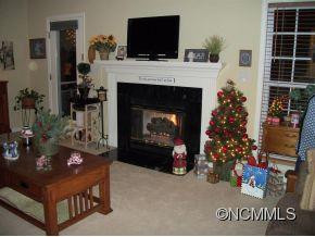 1004 Thorncrest Drive - Photo 5