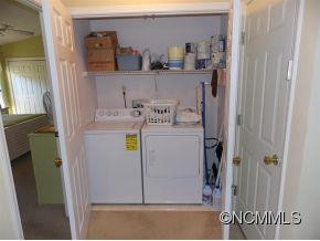 1004 Thorncrest Drive - Photo 9