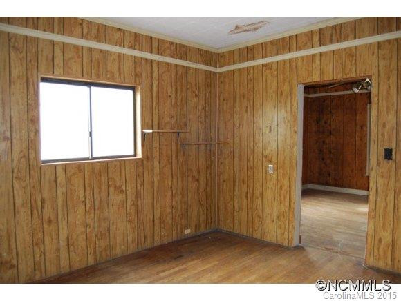 315 Huggins Rd - Photo 4