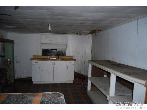 315 Huggins Rd - Photo 8