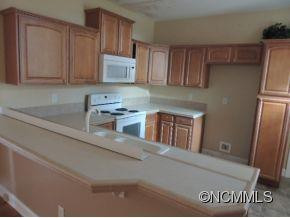 179 Hilltop Court - Photo 3
