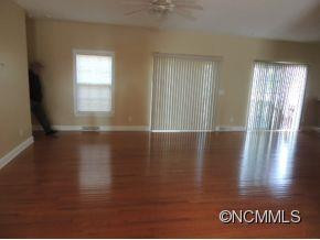 179 Hilltop Court - Photo 4