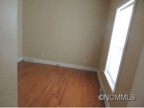 179 Hilltop Court - Photo 5