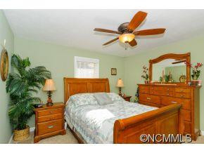 361 Sycamore Dr - Photo 16