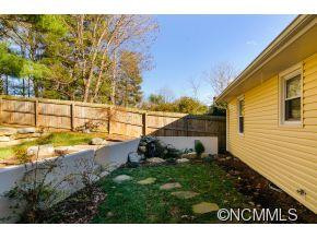 361 Sycamore Dr - Photo 21
