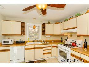 361 Sycamore Dr - Photo 10