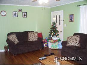 211 Garden Lane - Photo 3