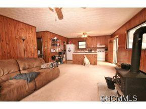 18 Beech St - Photo 3