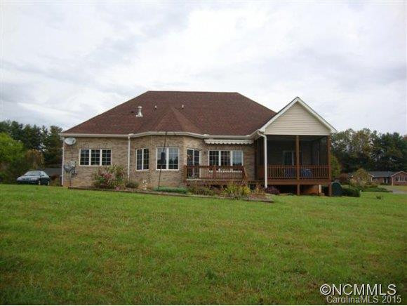 21 BEAUMONT DRIVE - Photo 2