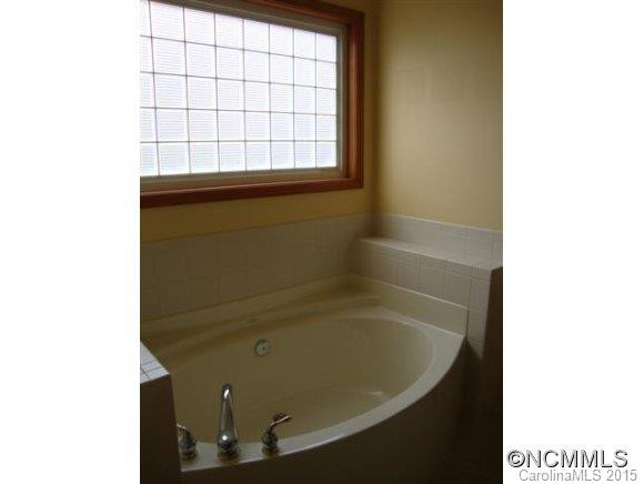 21 BEAUMONT DRIVE - Photo 11