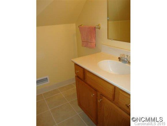 21 BEAUMONT DRIVE - Photo 15