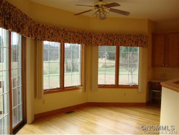 21 BEAUMONT DRIVE - Photo 8