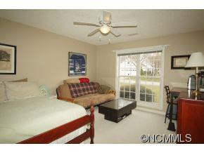 37 STONEHOLLOW ROAD - Photo 13