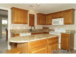 37 STONEHOLLOW ROAD - Photo 6
