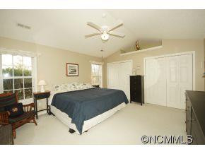37 STONEHOLLOW ROAD - Photo 10