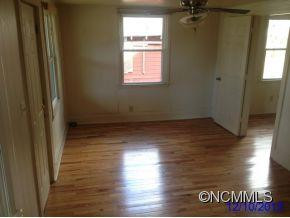 211 Fayetteville - Photo 8
