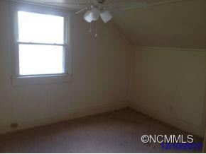 211 Fayetteville - Photo 9