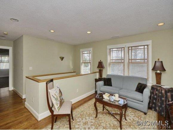 445 COOPERS HAWK DRIVE - Photo 19