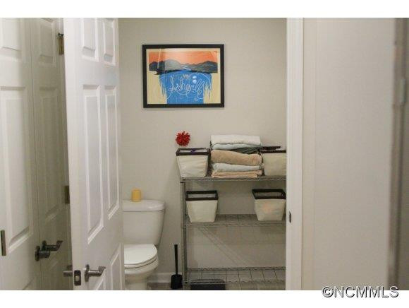 125 Clingman Avenue - Photo 17