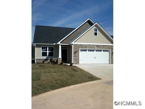 110 Foxtail Court