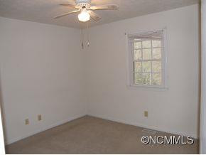 527 Burge Mountain Road - Photo 11