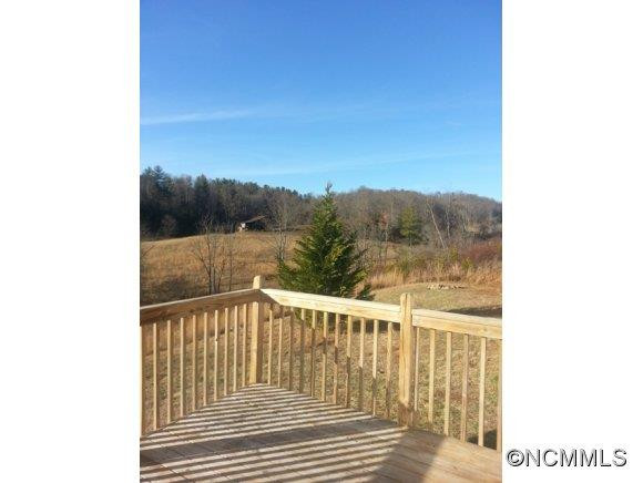 65 Wood Rose Lane - Photo 2