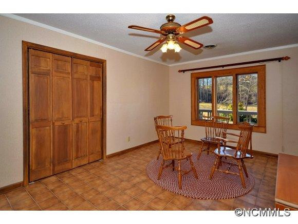 1080 Linkside Drive - Photo 19