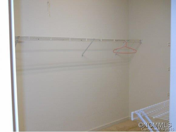137 Wintergreen Drive - Photo 11