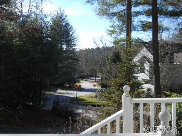 137 Wintergreen Drive - Photo 16