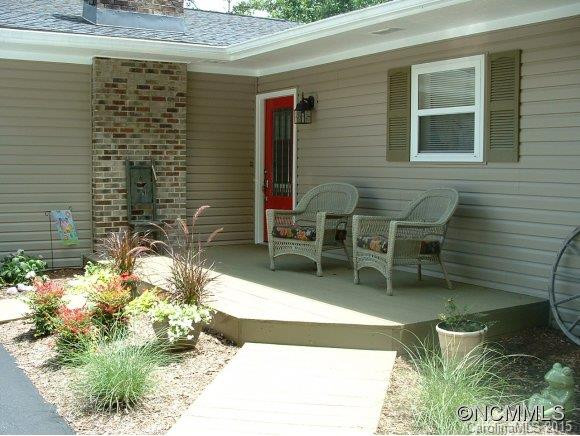 196 Ridgewood Acres