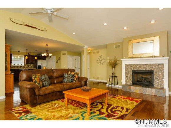 196 Ridgewood Acres - Photo 7