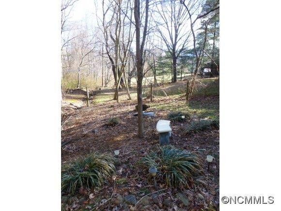 216 Eastwood  Avenue - Photo 14