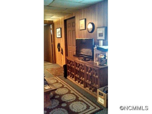 216 Eastwood  Avenue - Photo 5