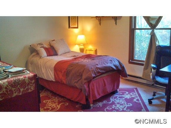 216 Eastwood  Avenue - Photo 9