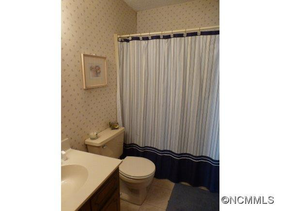 216 Eastwood  Avenue - Photo 10