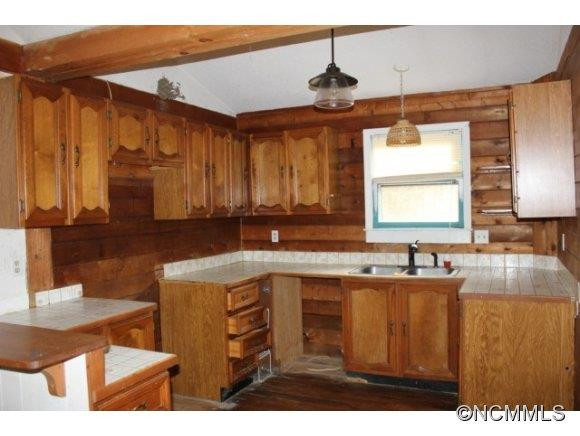 190 Kipling Drive - Photo 4