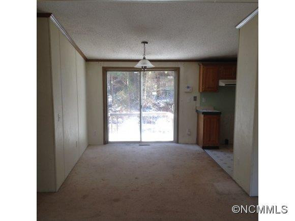 409 Gray Court - Photo 4