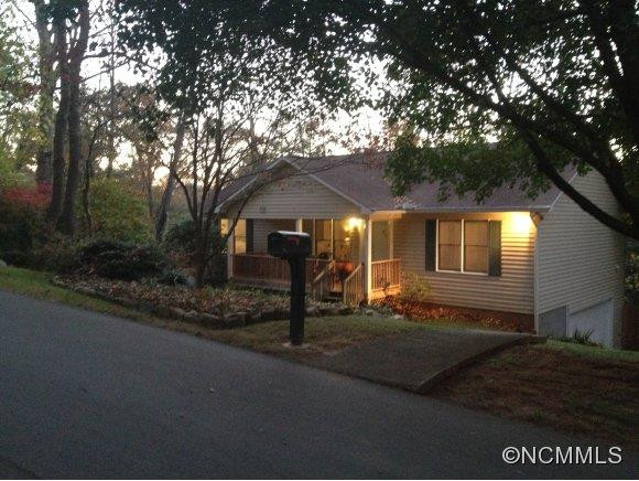 11 Winthrop Road - Photo 2