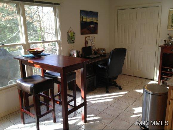 11 Winthrop Road - Photo 8